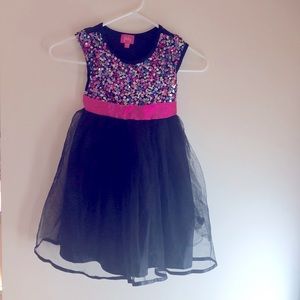 Pinky! Dress for little girls (size 6)